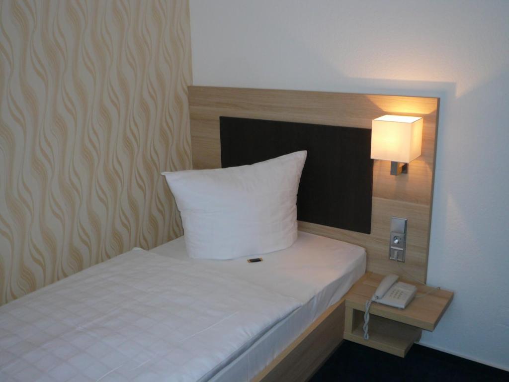Hotel Kaiserhof Siegburg Habitación foto